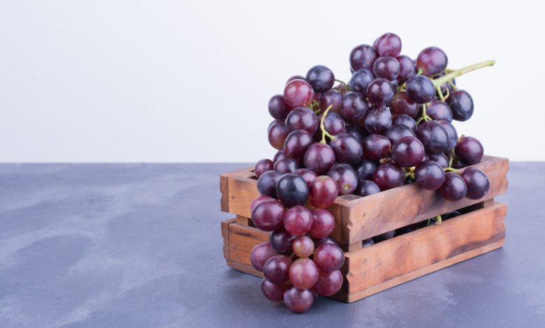 ¿Qué pasa en el cuerpo si comes uvas todos los días?