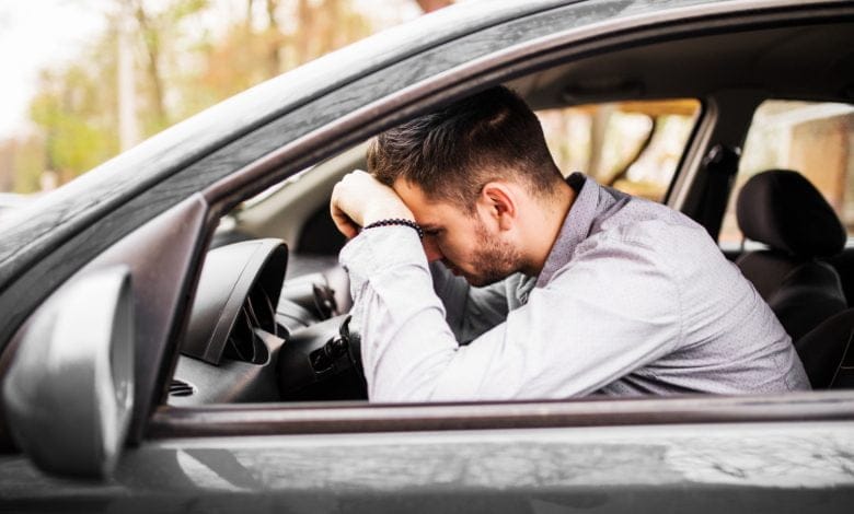 conducir / malos olores corporales / ser feliz / estrés y la hipertensión / hábitos / inteligencia emocional / soledad / hábito