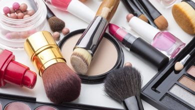 Los graves consecuencias de usar cosméticos caducados / productos de belleza