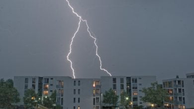 Los peligros de bañarse durante una tormenta eléctrica todo lo que debes saber